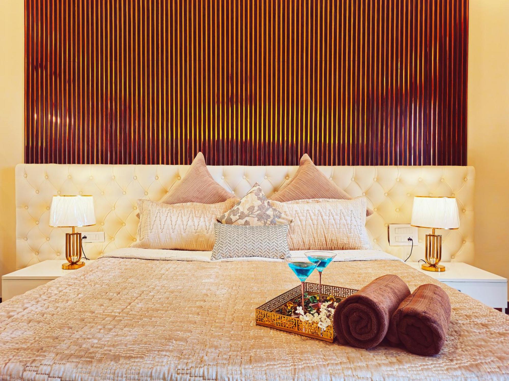 The Pentouz On 100 Feet Road Indiranagar - An Urban Luxury Retreat Apartment Bangalore Ngoại thất bức ảnh